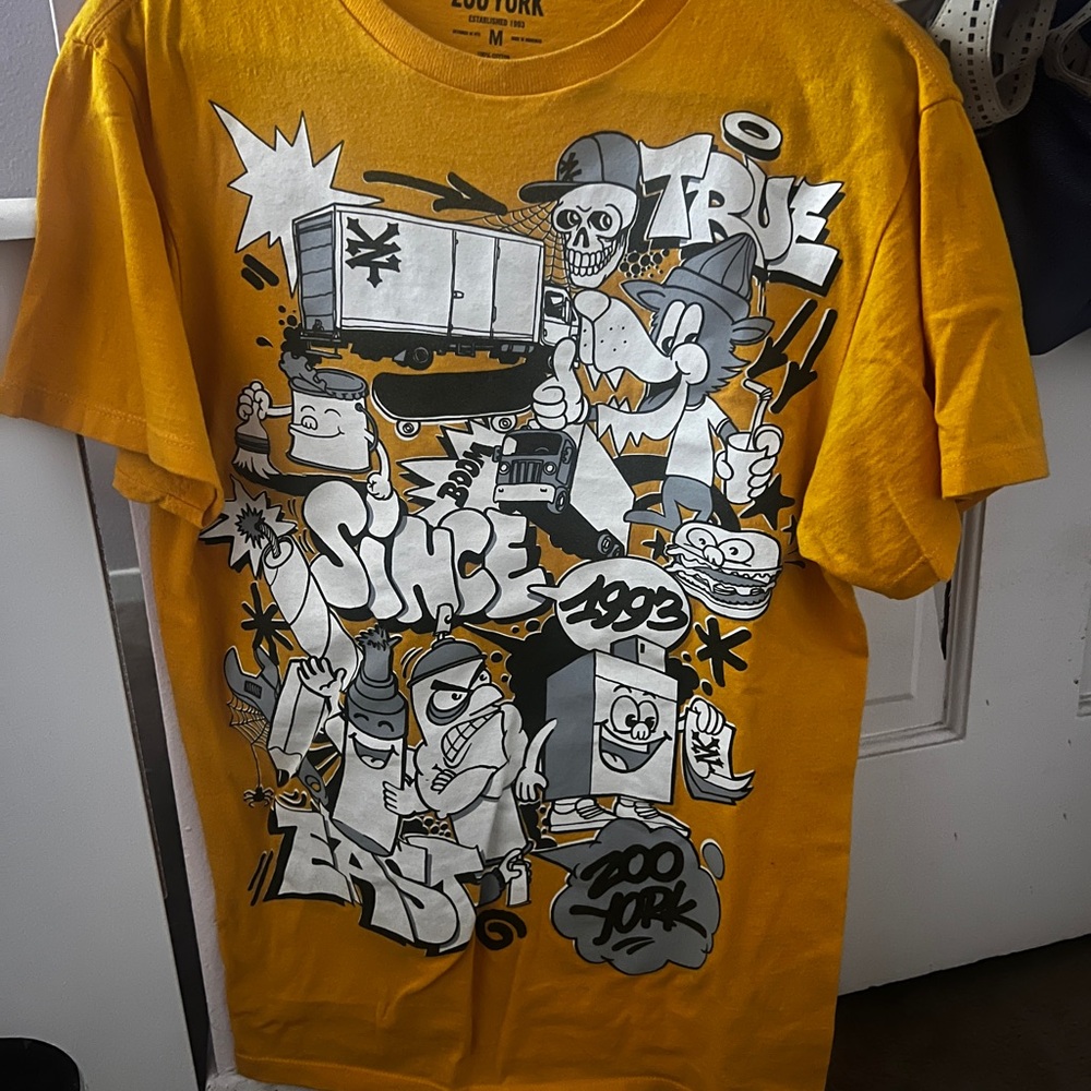 Zoo York Bold Yellow Tee with Graphic Art